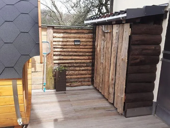 Wellness In The Naafbachtal * 穆克