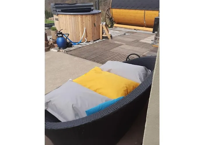 Wellness In The Naafbachtal 公寓 *